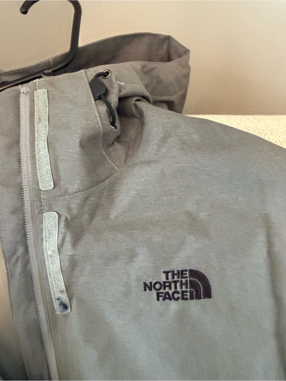 The North Face Women's Gray Rain Jacket - Picture 2 of 6